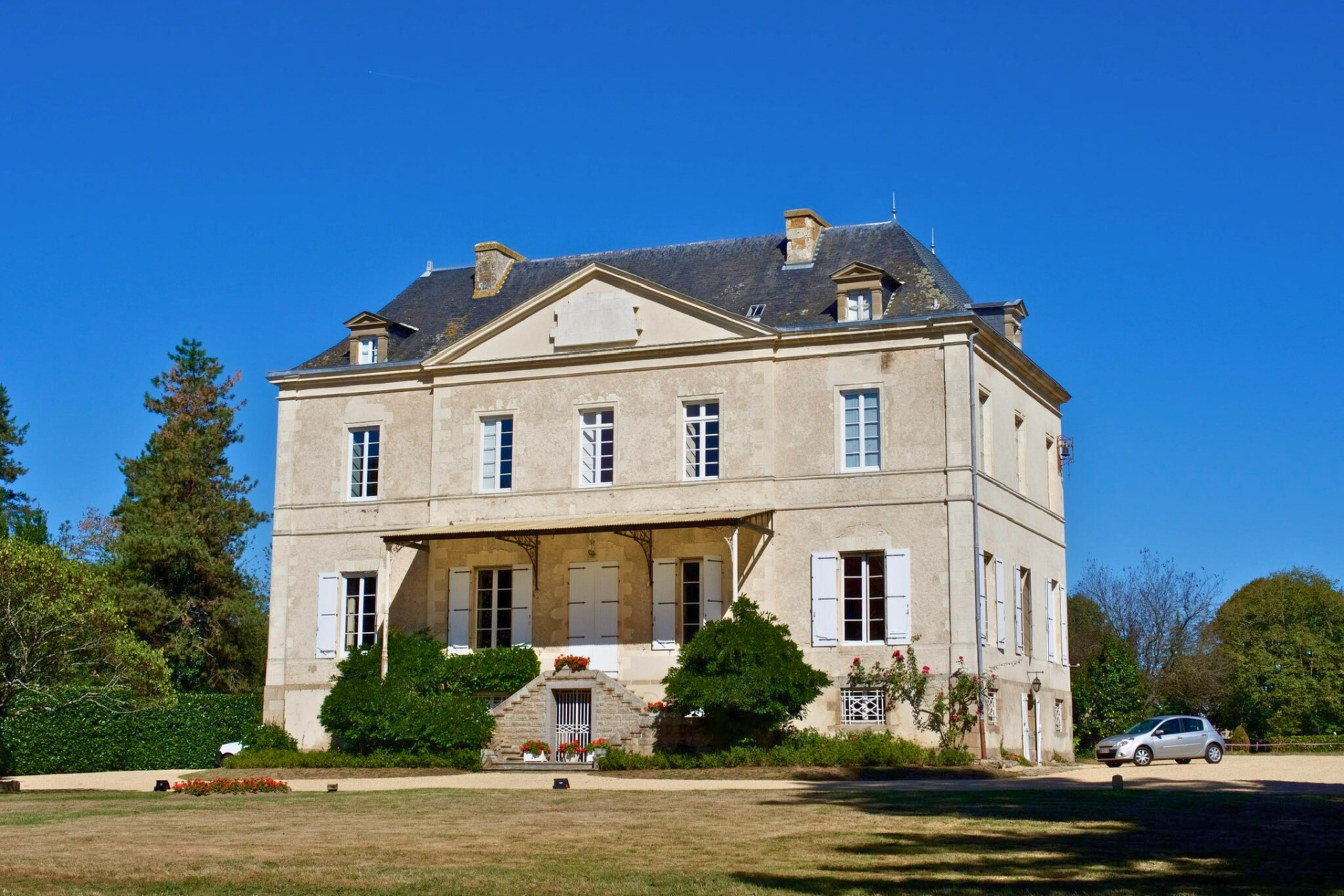 Vue du bâtiment depuis l'extérieur