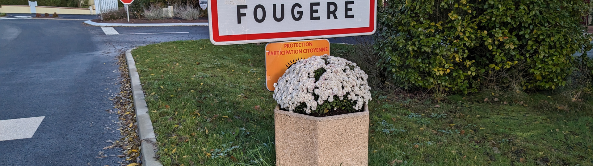Entrée de la commune par la rue des Roses