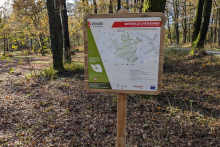 Panneau du Sentier de Randonnée du Chataîgnier