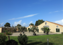 Extérieur de la salle de réception