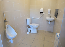 Sanitaires de la salle annexe